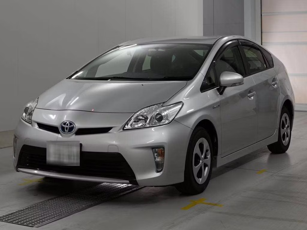 TOYOTA PRIUS