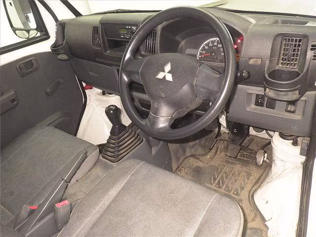 MITSUBISHI MINICAB