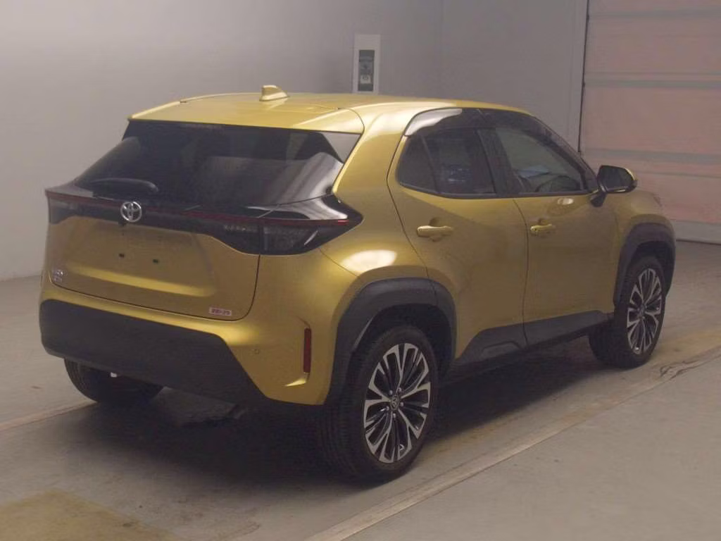 TOYOTA YARIS CROSS