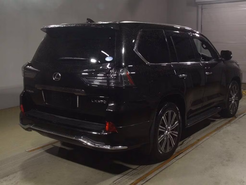 LEXUS LX570