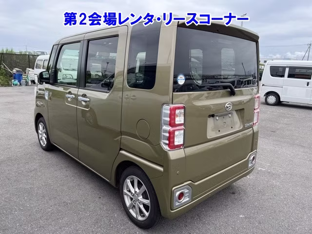 DAIHATSU WAKE
