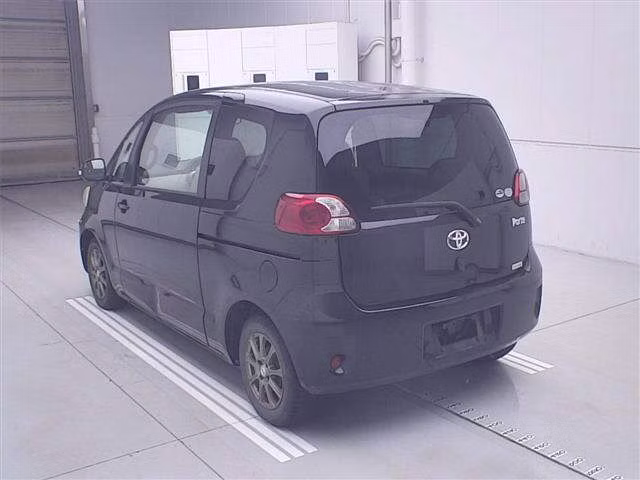 TOYOTA PORTE