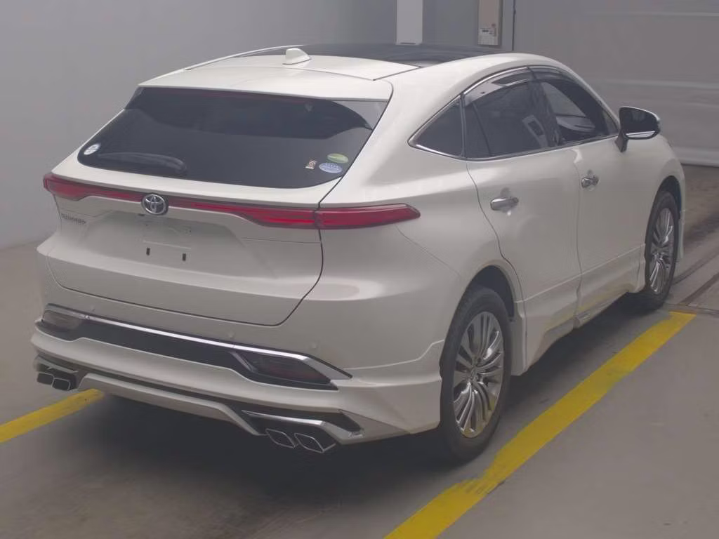 TOYOTA HARRIER