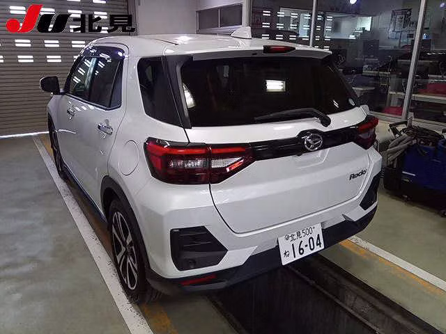 DAIHATSU ROCKY