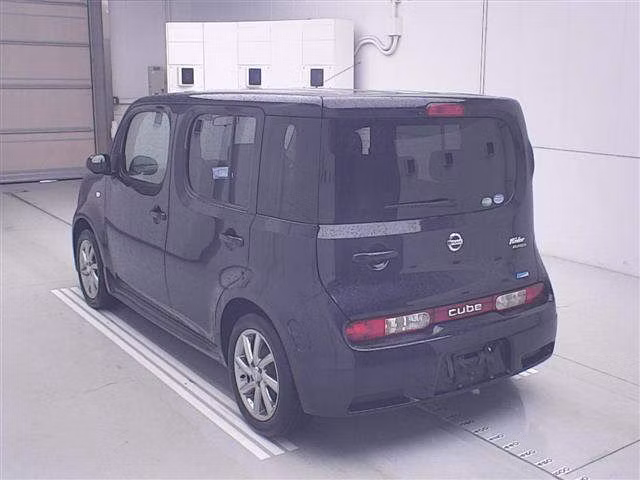 NISSAN CUBE