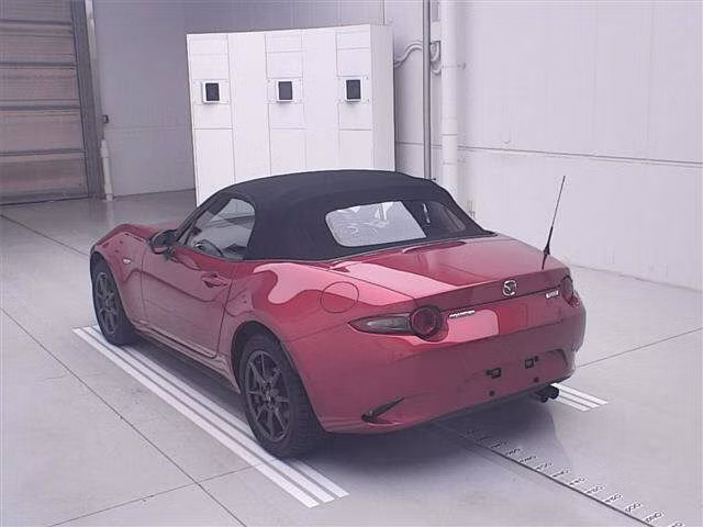 MAZDA MX-5