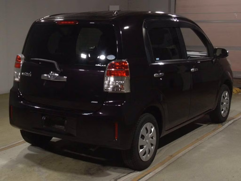 TOYOTA SPADE