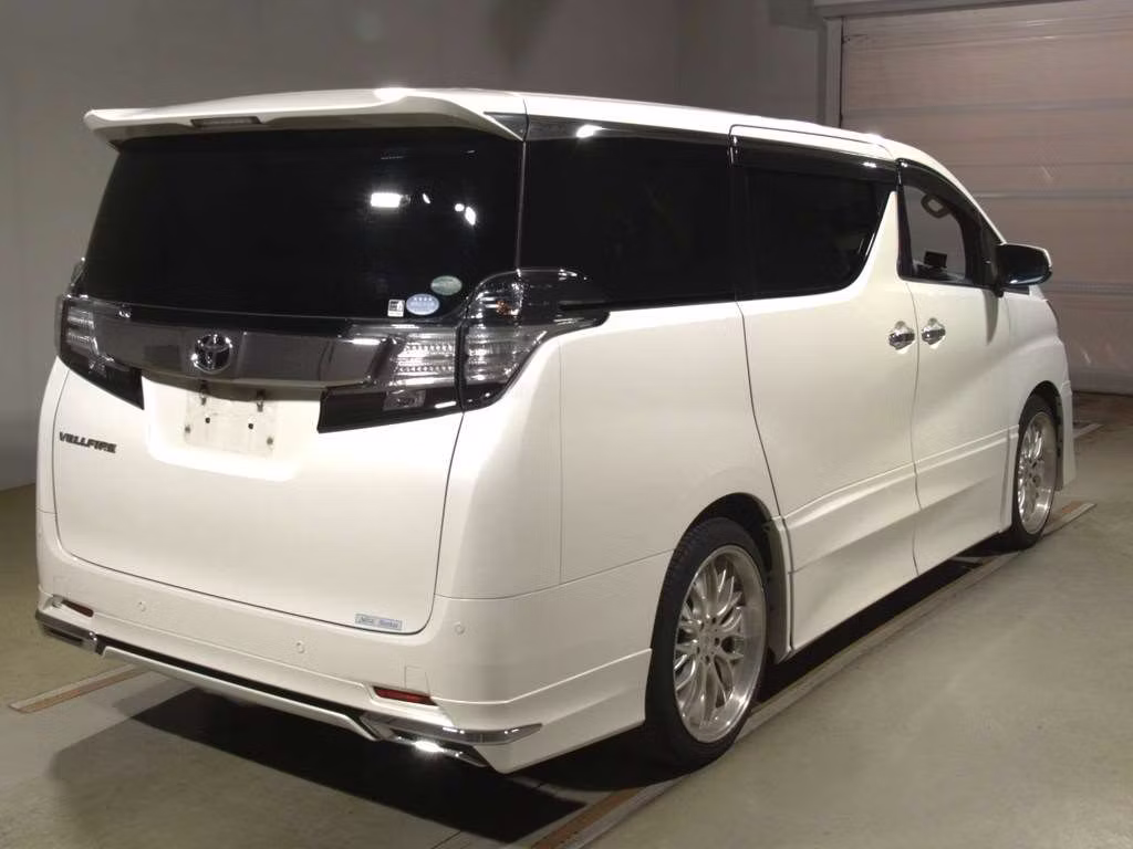 TOYOTA VELLFIRE
