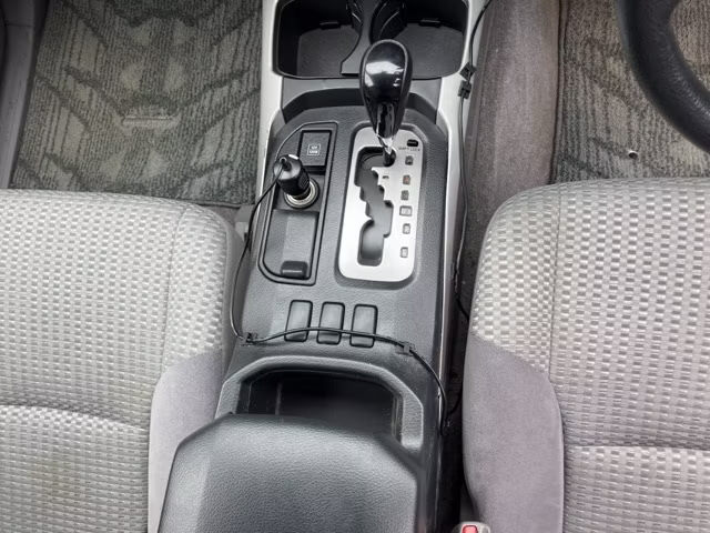 TOYOTA HILUX SURF