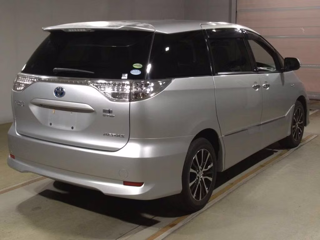 TOYOTA ESTIMA
