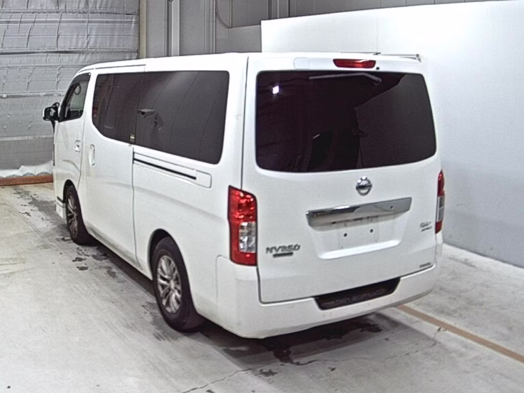 NISSAN NV350 CARAVAN