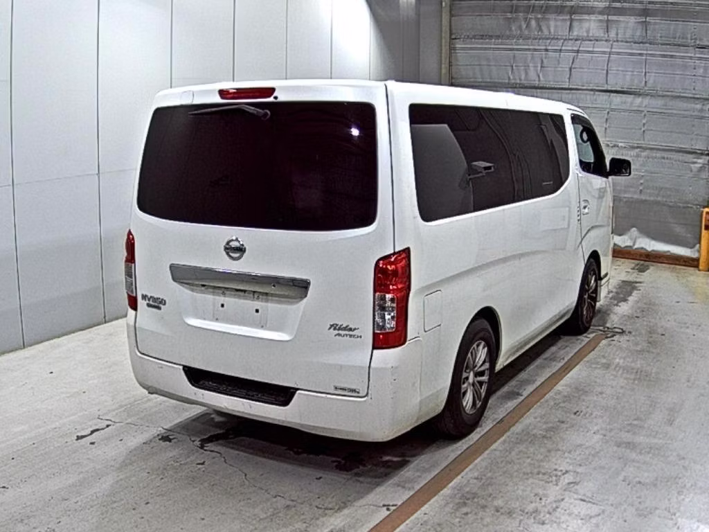 NISSAN NV350 CARAVAN