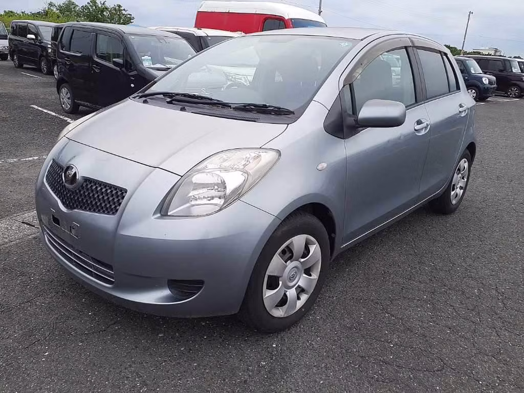 TOYOTA VITZ