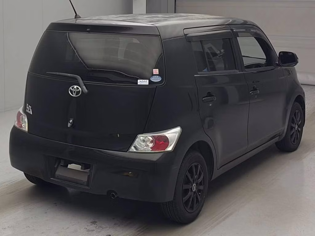 TOYOTA BB