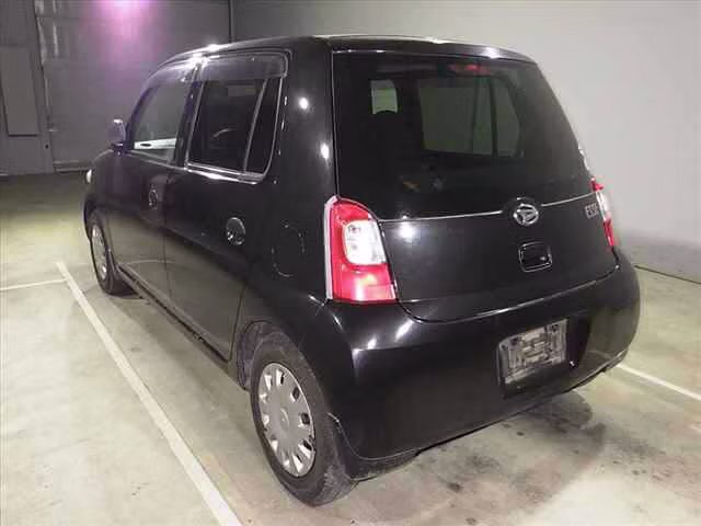 DAIHATSU ESSE