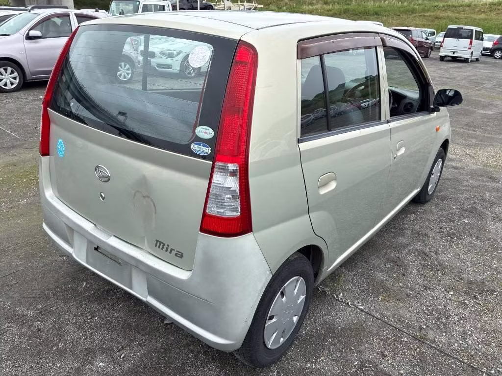 DAIHATSU MIRA