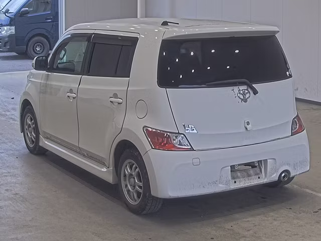 TOYOTA BB