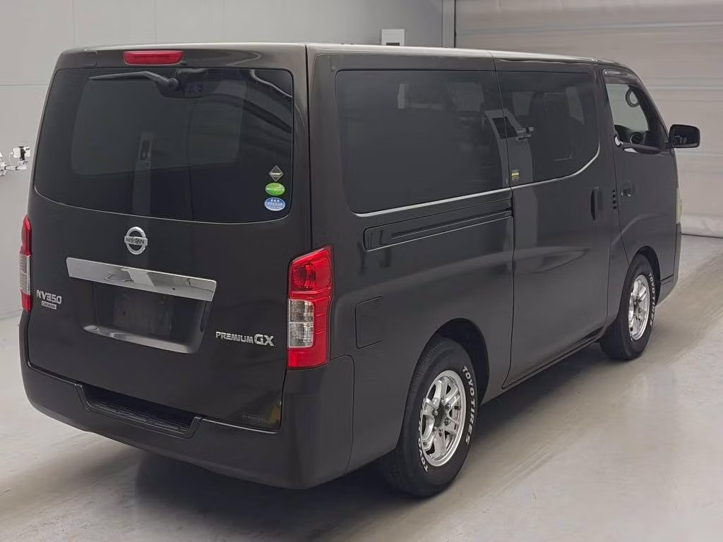 NISSAN NV350 CARAVAN