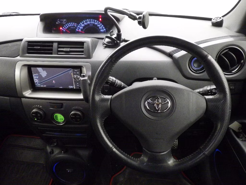 TOYOTA BB