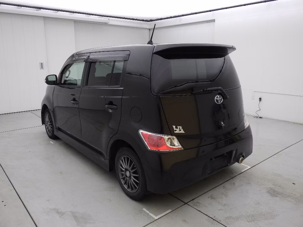 TOYOTA BB