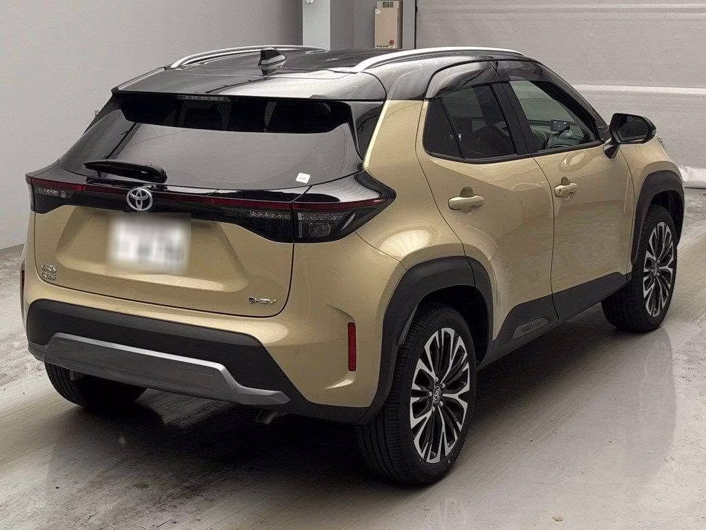 TOYOTA YARIS CROSS