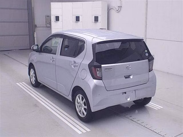 TOYOTA PIXIS EPOCH