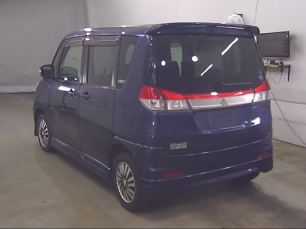 MITSUBISHI DELICA D:2