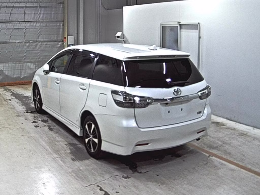 TOYOTA WISH