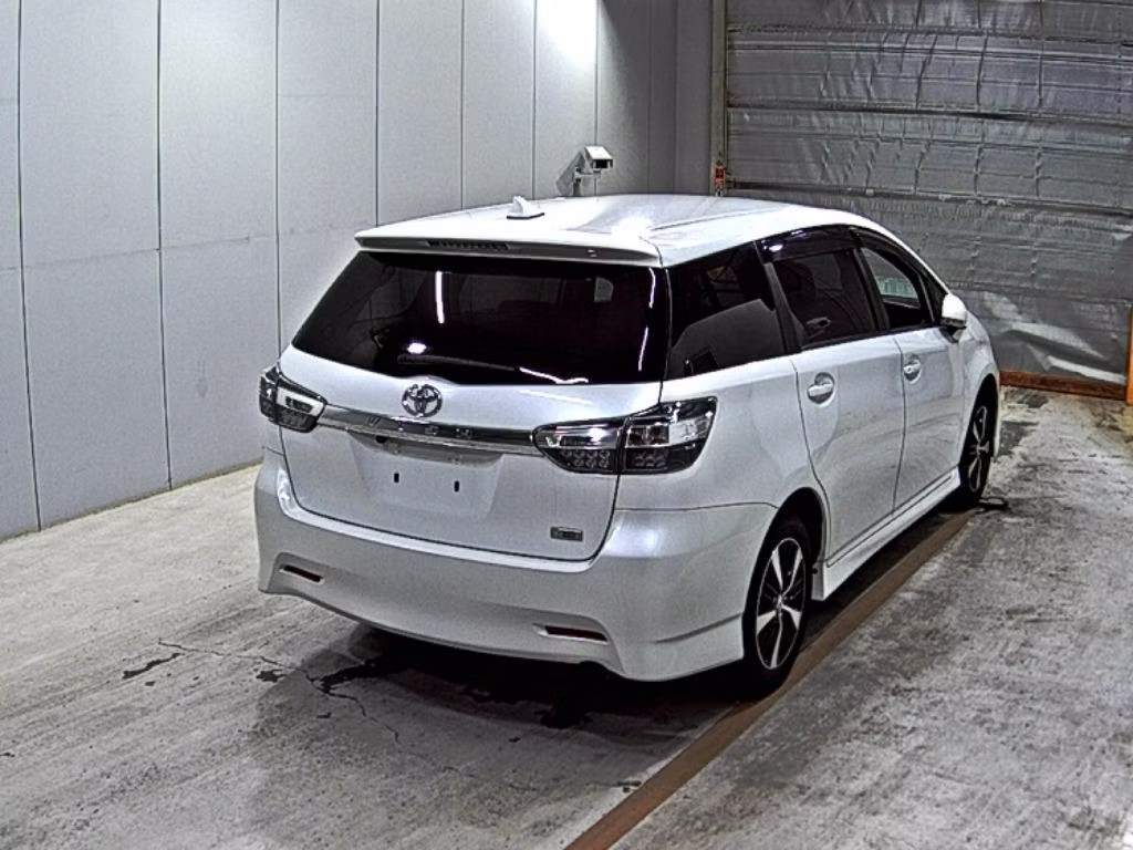 TOYOTA WISH