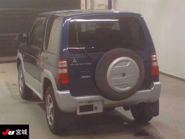 MITSUBISHI PAJERO MINI