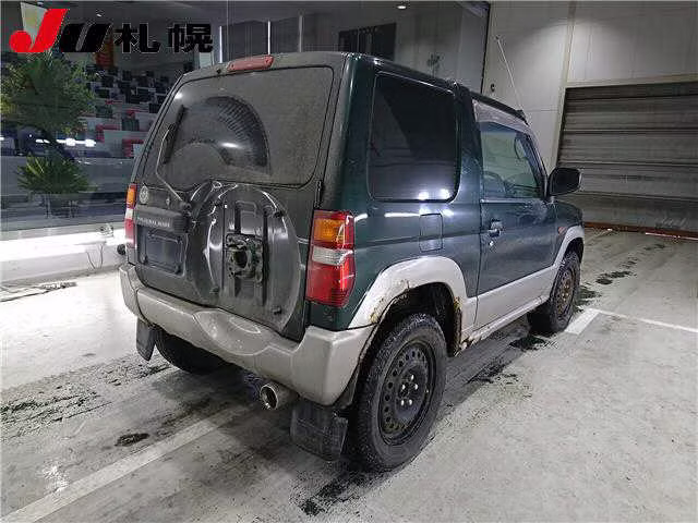 MITSUBISHI PAJERO MINI