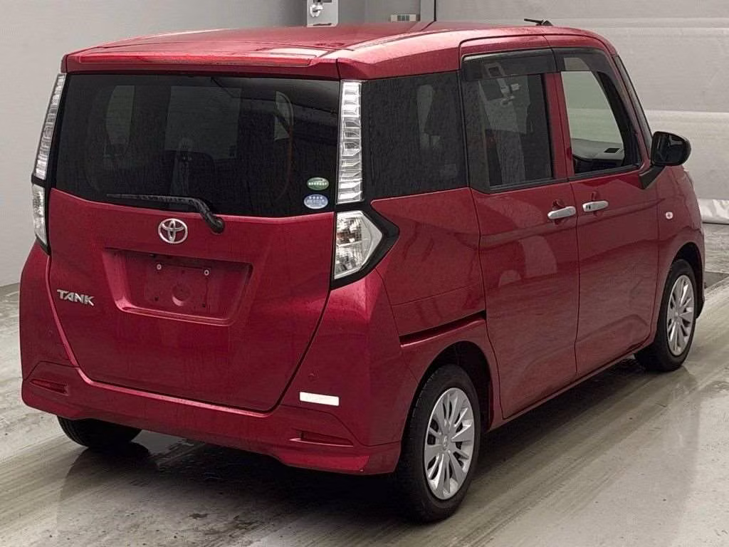 TOYOTA TANK