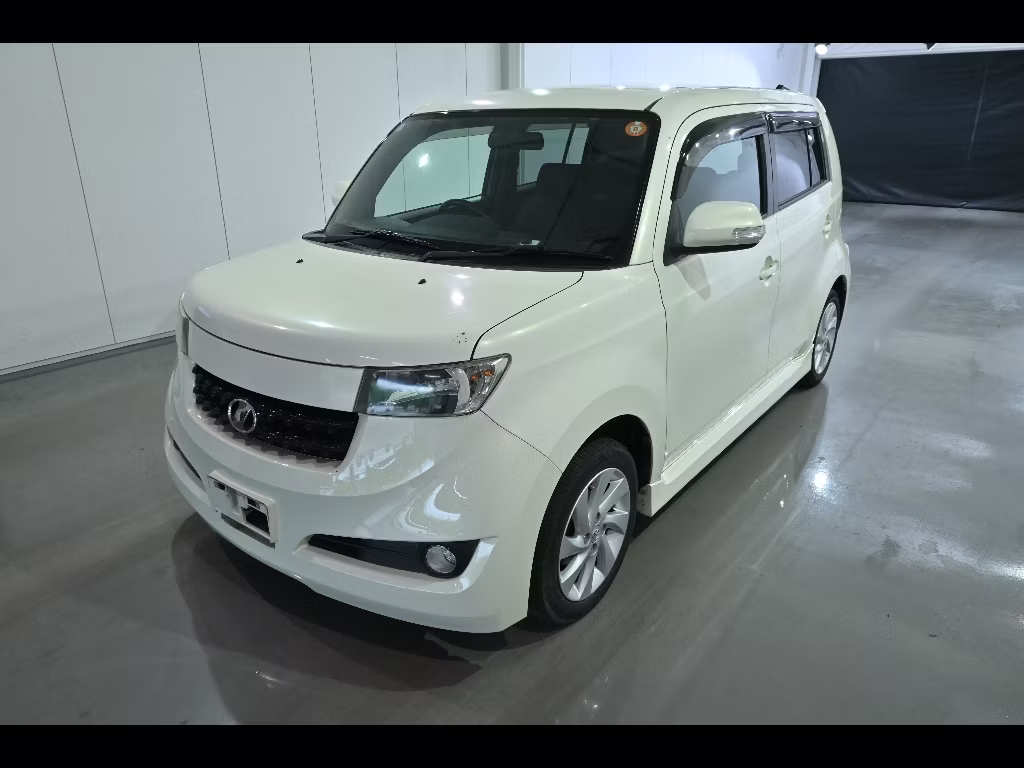 TOYOTA BB