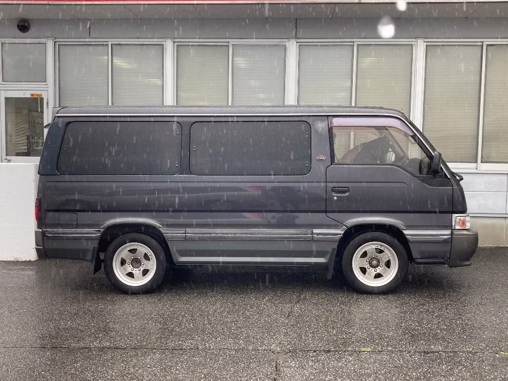 NISSAN HOMY