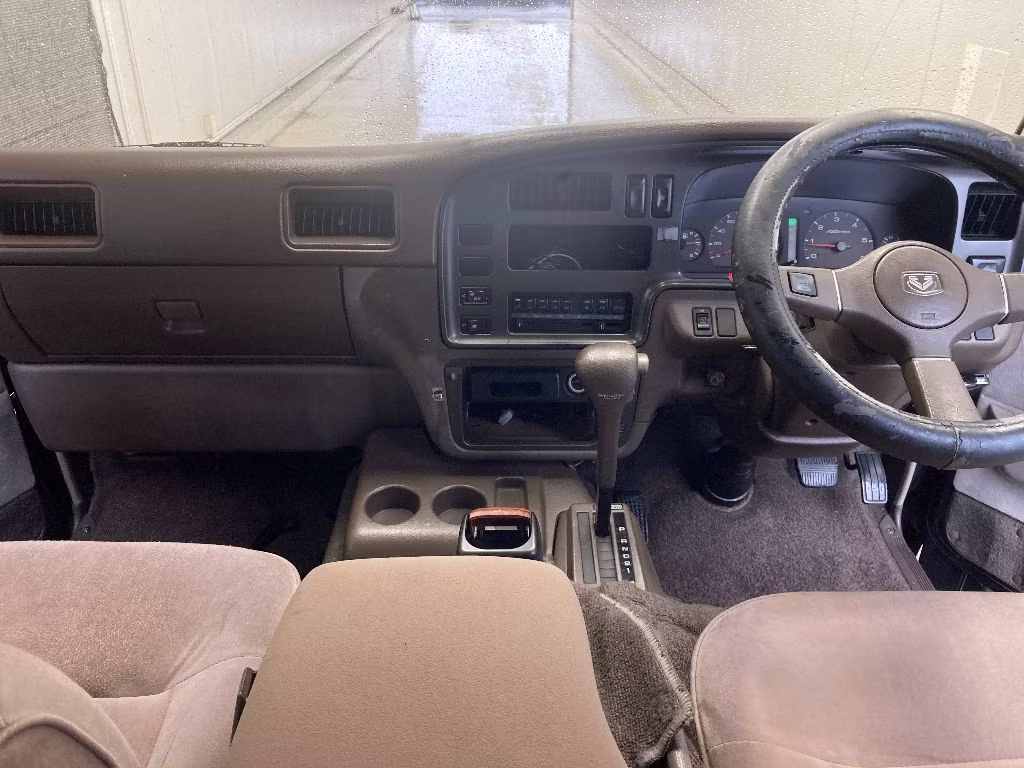 NISSAN HOMY