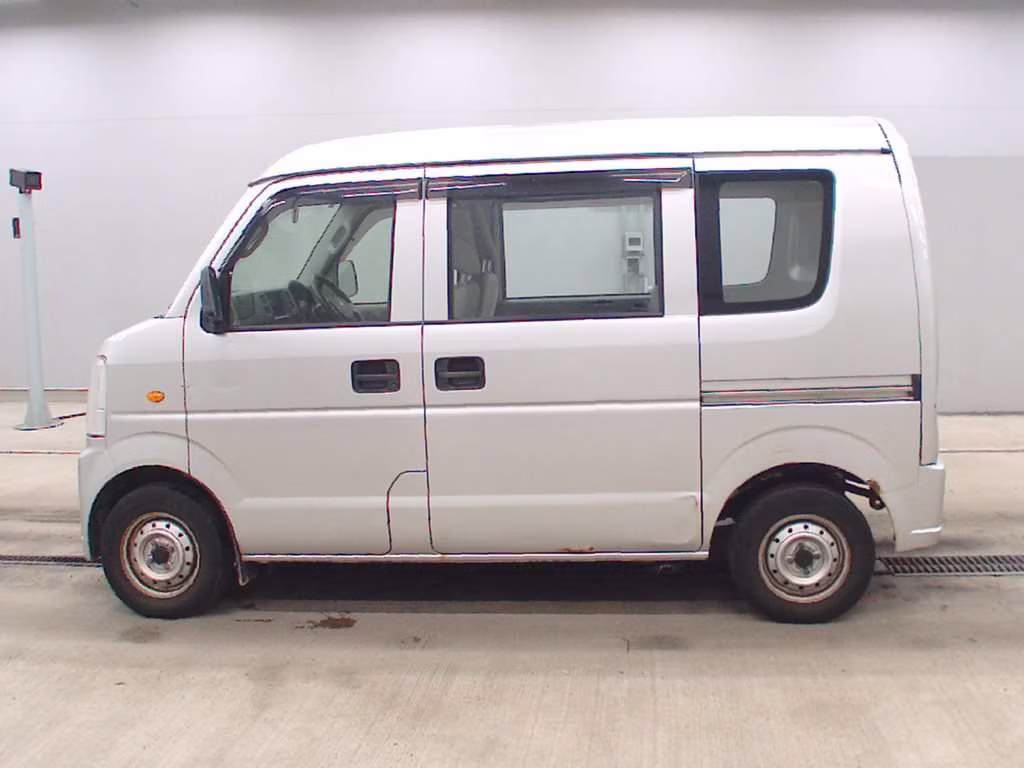 MITSUBISHI MINICAB