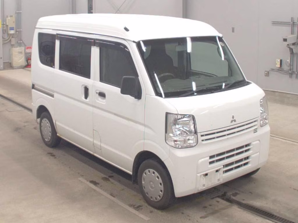 MITSUBISHI MINICAB
