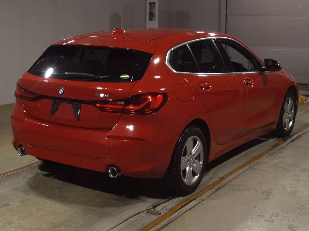 BMW 1-SERIES
