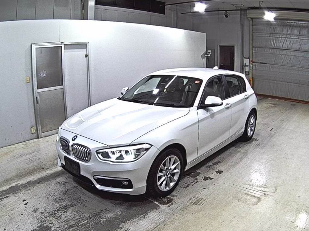 BMW 1-SERIES