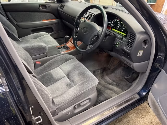 TOYOTA CELSIOR