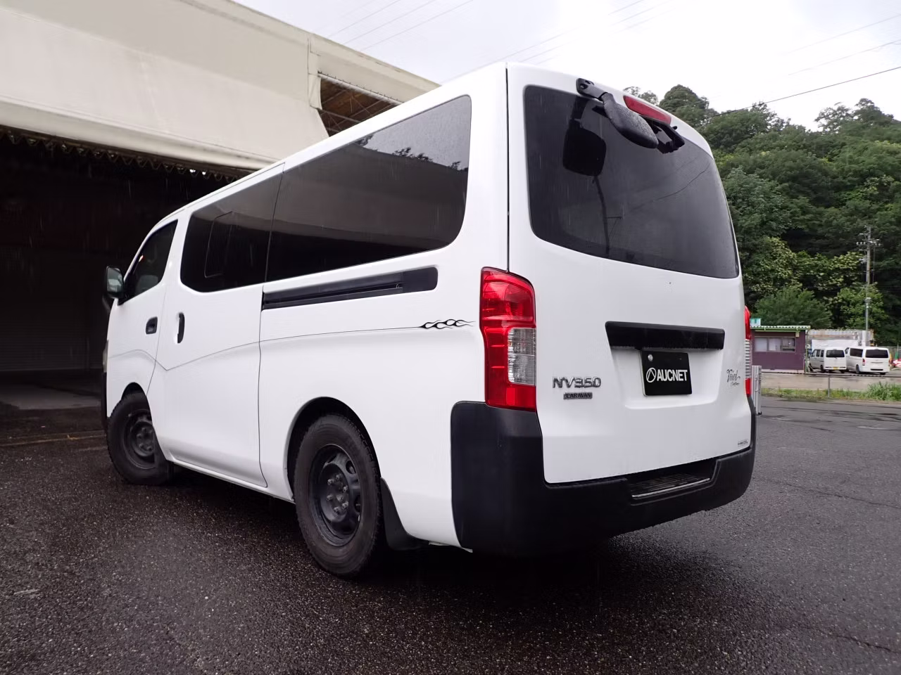 NISSAN NV350 CARAVAN