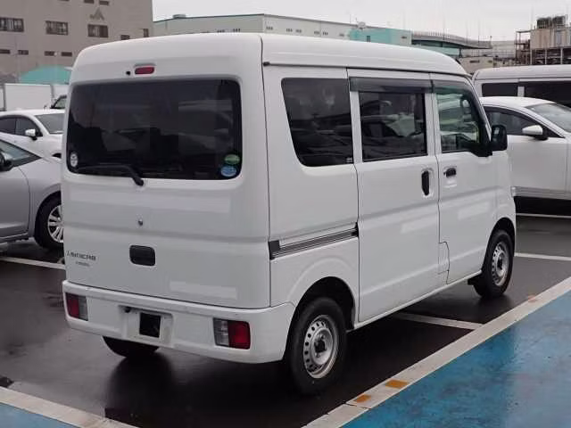 MITSUBISHI MINICAB