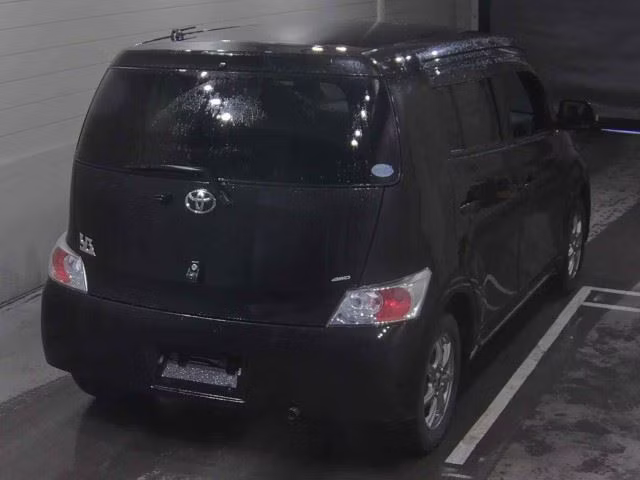 TOYOTA BB
