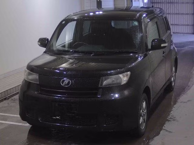 TOYOTA BB