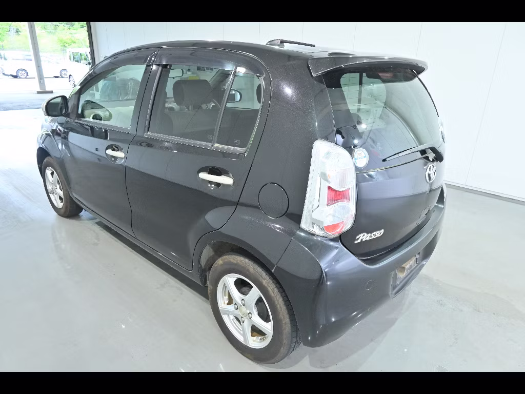 TOYOTA PASSO