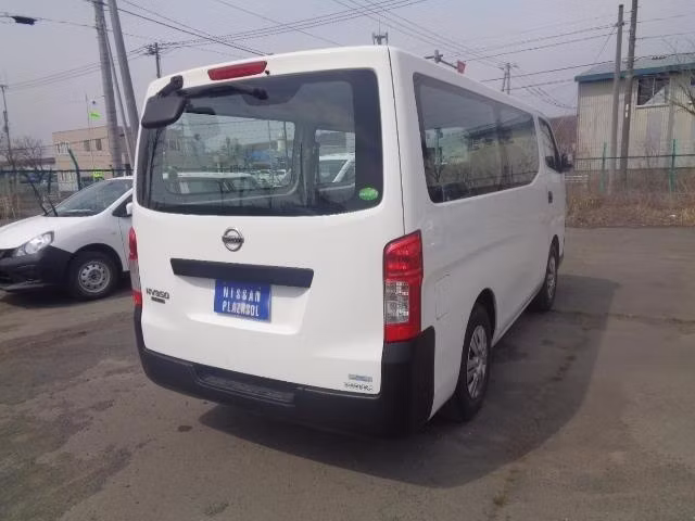 NISSAN NV350 CARAVAN