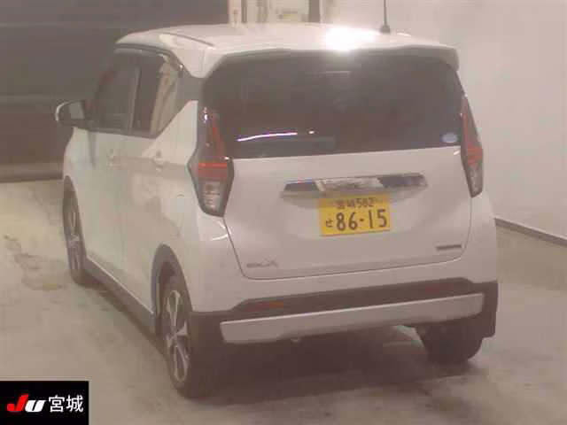 MITSUBISHI EK X