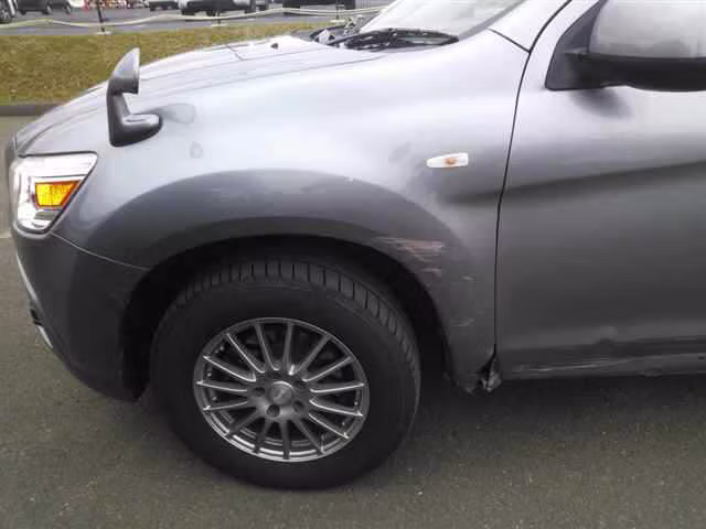 MITSUBISHI RVR