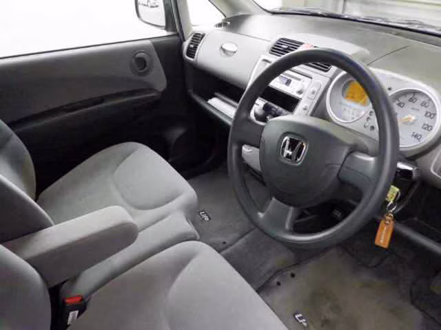 HONDA LIFE