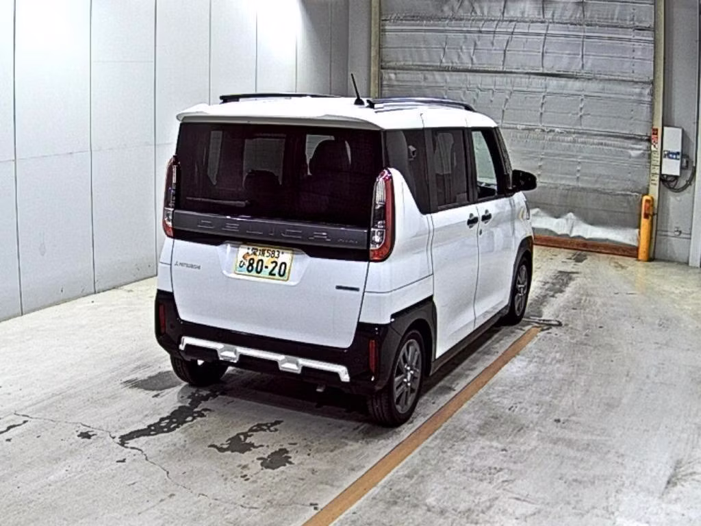 MITSUBISHI DELICA MINI